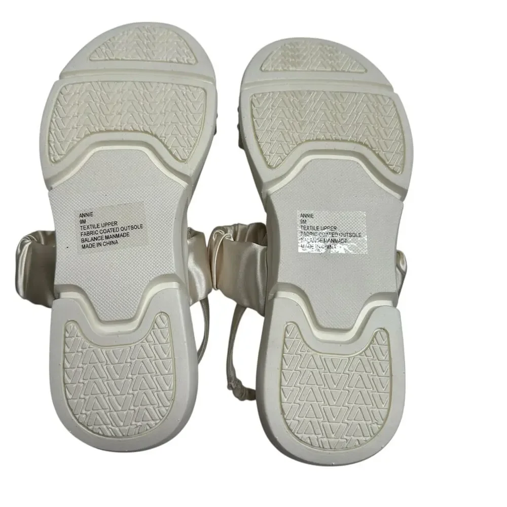 LAUREN‎ LORRAINE Annie Ivory Champagne Gold Rhinestone Sandals Women's Size 9